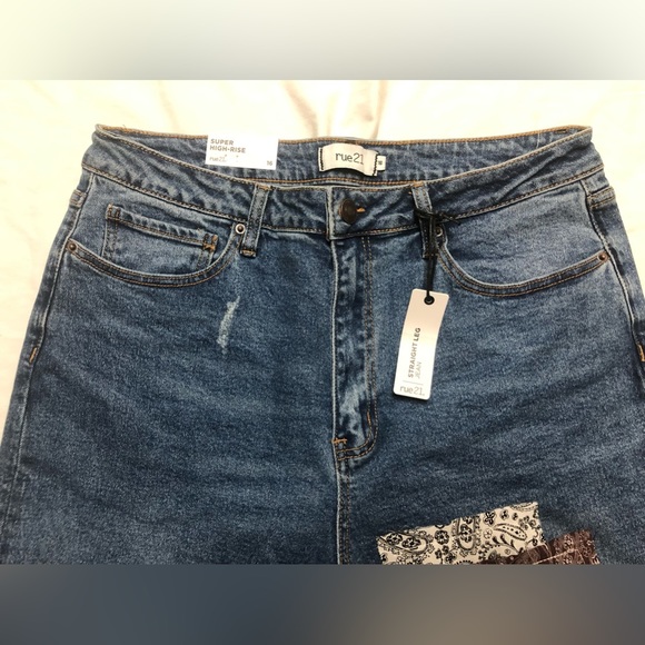 SUPER HIGH RISE PAISLEY JEANS SIZE: 16 - Picture 6 of 6